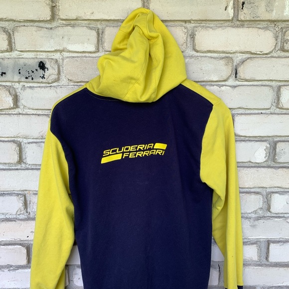 COPY - Ferrari Scuderia Team Hoodie - Picture 3 of 6